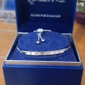 💎NEW IN BOX💎 SWAVROSKI CRYSTAL BAR BRACELET